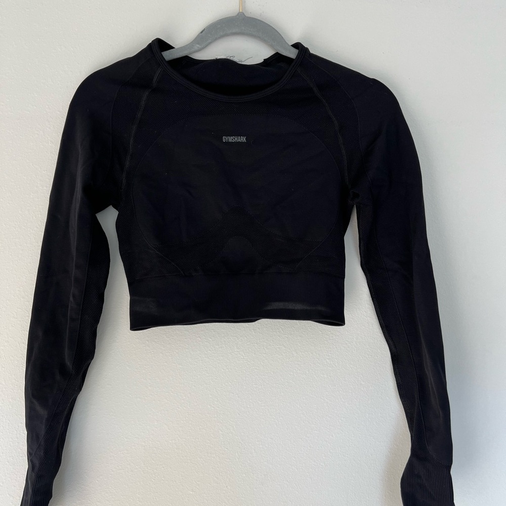 Gymshark Black Cropped Workout Shirt